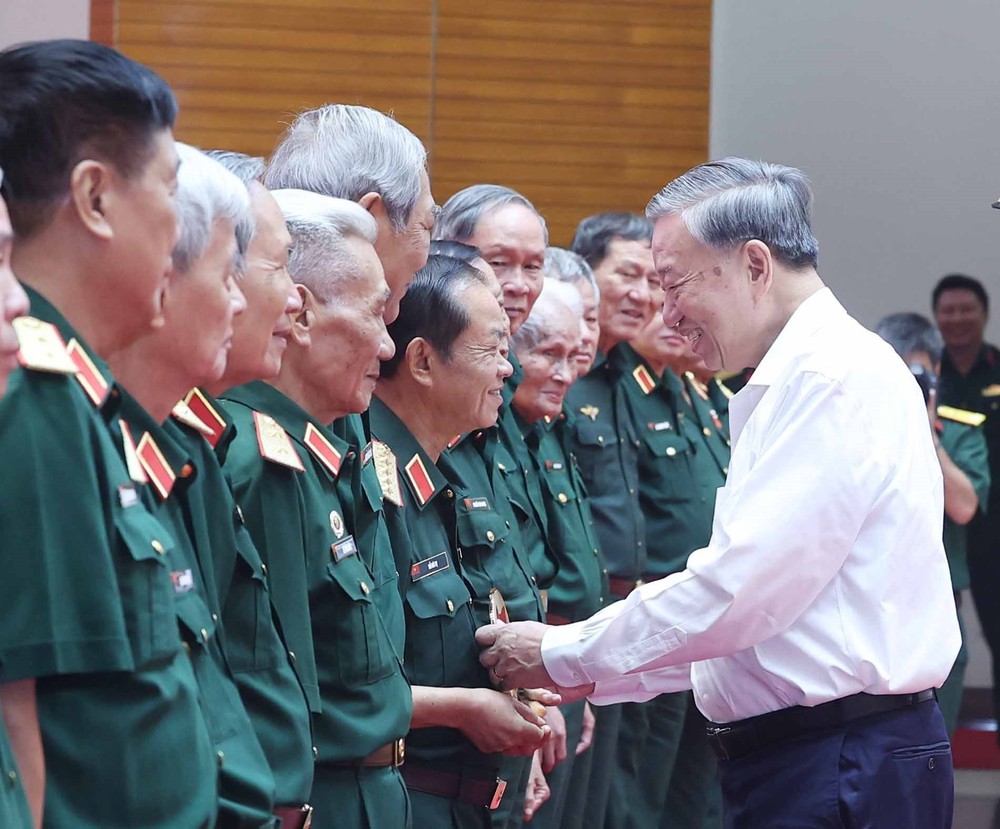 Tổng Bí thư Tô Lâm: Phát huy truyền thống cha ông, tiếp tục nỗ lực phấn đấu đạt những kỳ tích trong tương lai - Ảnh 4.