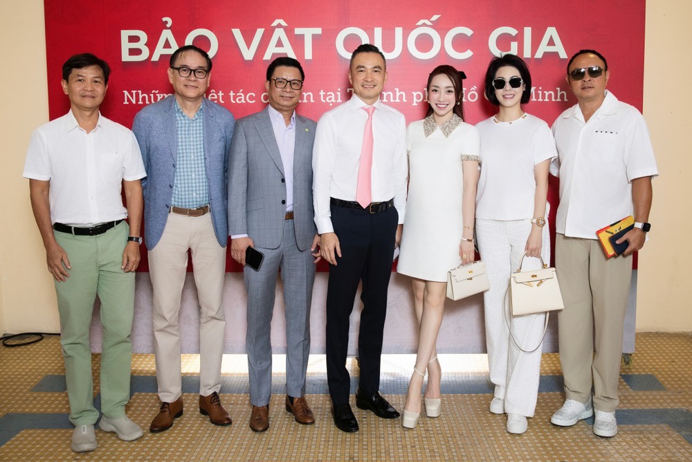Bộ sưu tập cổ vật quý hiếm của Chi Bảo - Ảnh 4.