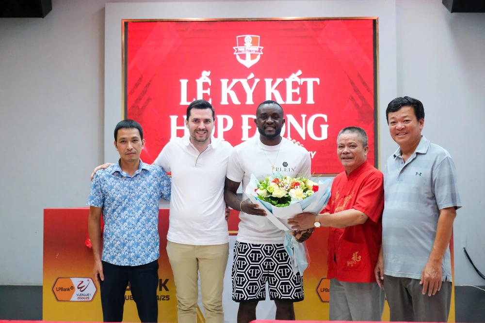 Đội bóng V-League chiêu mộ thành công chân sút thi đấu ở giải VĐQG Bồ Đào Nha - Ảnh 1.