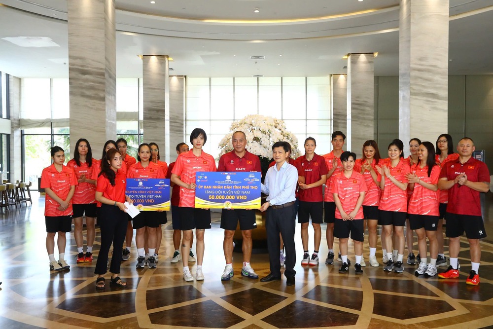 Chưa đánh bán kết VTV Cup 2025, Thanh Thuý và đồng đội đã nhận thưởng cả trăm triệu - Ảnh 2.