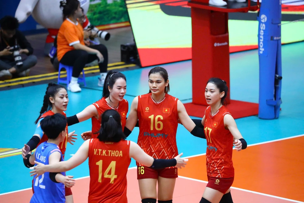 Chưa đánh bán kết VTV Cup 2025, Thanh Thuý và đồng đội đã nhận thưởng cả trăm triệu - Ảnh 3.