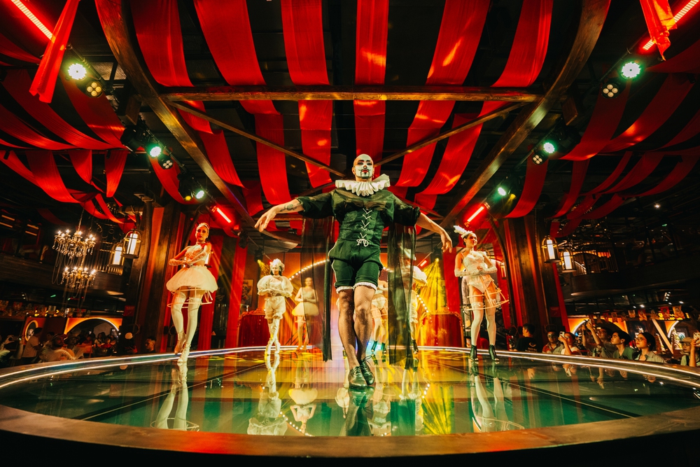 Đà Nẵng: Có gì trong show &quot;After Glow&quot; hứa hẹn là &quot;hộp bí mật&quot; của Ba Na Hills hè này - Ảnh 2.