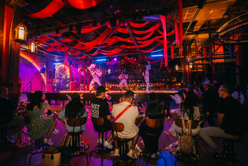 Đà Nẵng: Có gì trong show &quot;After Glow&quot; hứa hẹn là &quot;hộp bí mật&quot; của Ba Na Hills hè này - Ảnh 3.