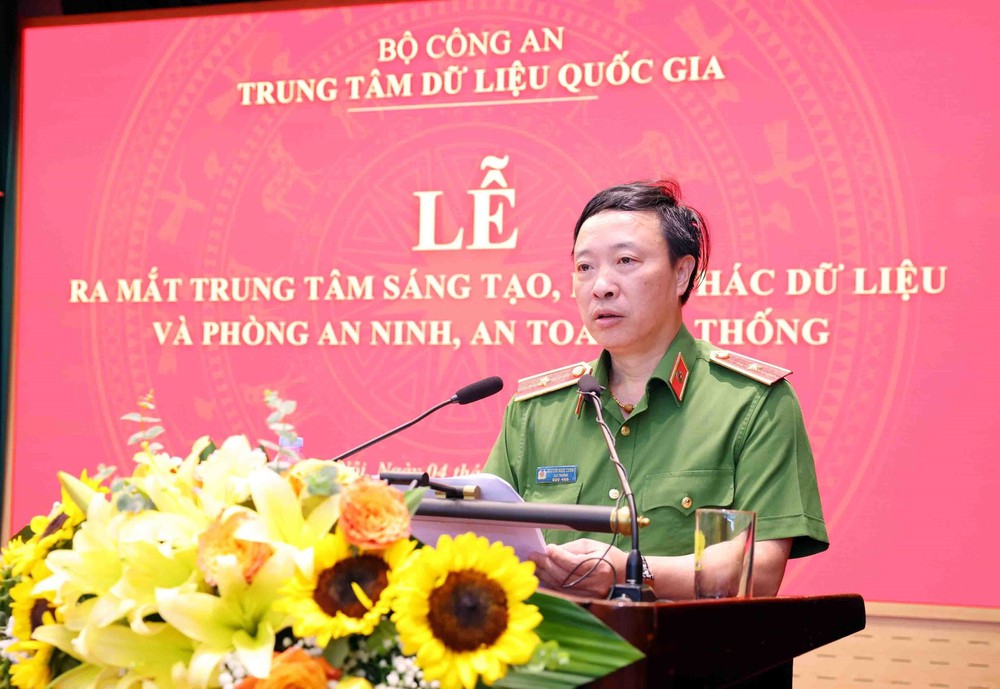 Ra mắt Trung tâm sáng tạo, khai thác dữ liệu - Ảnh 1.