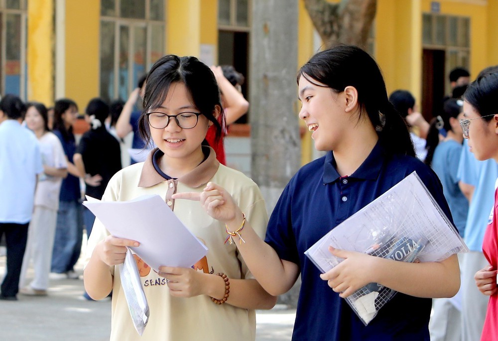 Đề thi tăng tính thực tiễn - cần đổi mới cách dạy và học - Ảnh 2.
