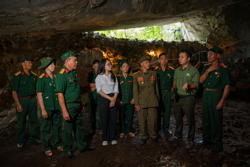 Đưa vào hoạt động Khu du lịch sinh thái “Đường Trường Sơn huyền thoại - Hang Chỉ huy” - Ảnh 2. Đưa vào hoạt động Khu du lịch sinh thái “Đường Trường Sơn huyền thoại - Hang Chỉ huy” - Ảnh 2.