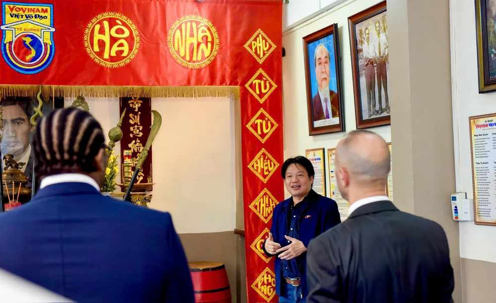 Đoàn võ sư quốc tế viếng Tổ đường Môn phái Vovinam - Việt Võ Đạo - Ảnh 4.