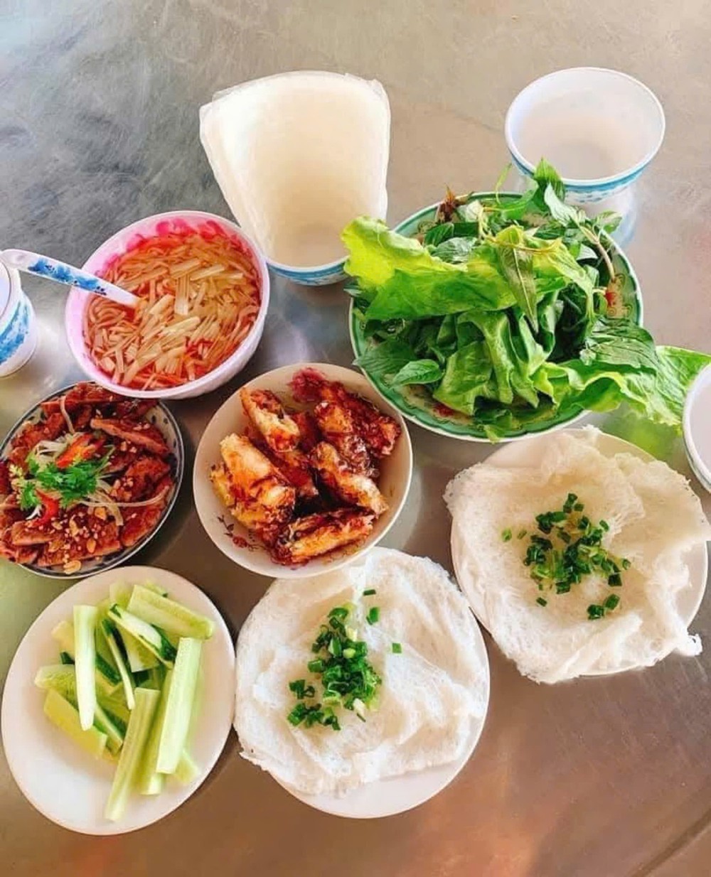 Giữ nghề truyền thống giữa nhịp sống hiện đại - Ảnh 3. Giữ nghề truyền thống giữa nhịp sống hiện đại - Ảnh 3.
