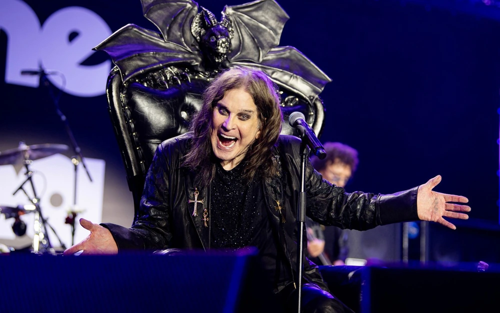 Hồi kết lịch sử cho Ozzy Osbourne và Black Sabbath - Ảnh 1.