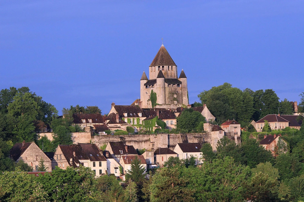 Triển lãm Hoàng thành Thăng Long và Cổ Loa tại Provins: Minh chứng sống động cho hợp tác di sản Việt - Pháp - Ảnh 1.