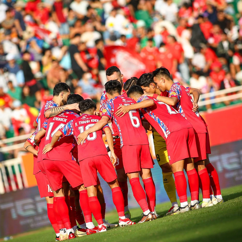 CLB TP.HCM sẽ được đổi tên thành Công An TP.HCM, V-League hứa hẹn có trận derby hấp dẫn - Ảnh 1.