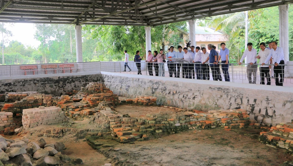 Tập trung hoàn thành Hồ sơ Di sản văn hóa thế giới Óc Eo-Ba Thê - Ảnh 3.