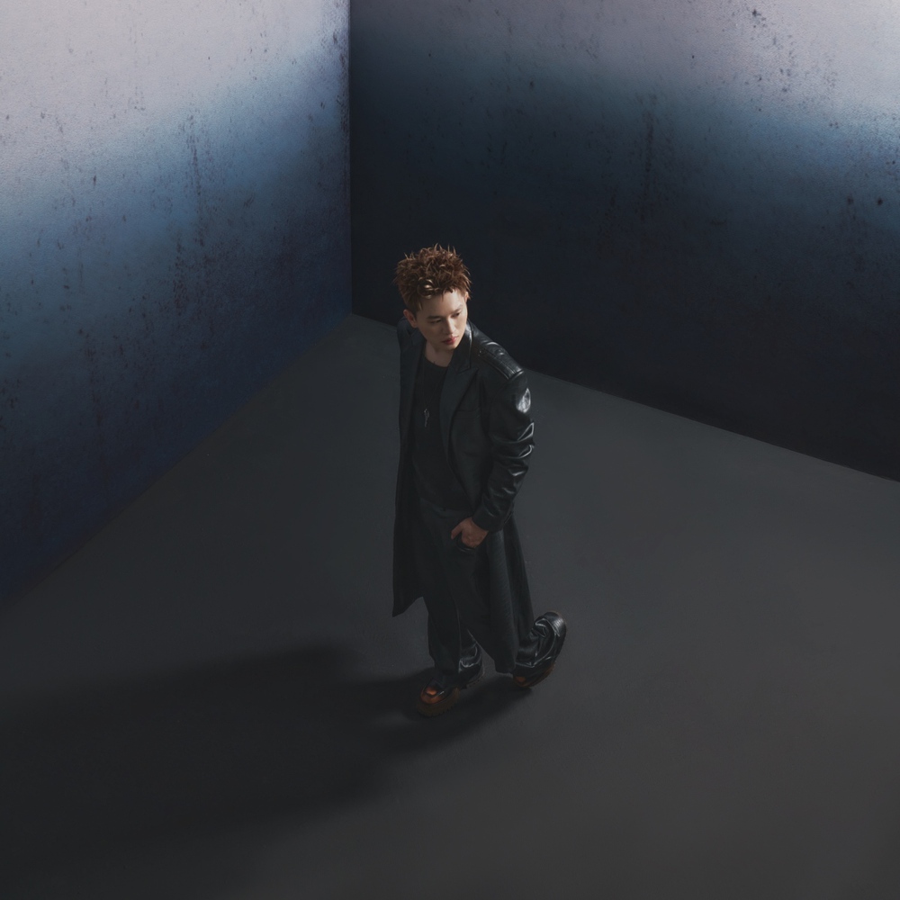 B Ray trở lại đường đua âm nhạc với Album “Cho Bảo” - Ảnh 1.