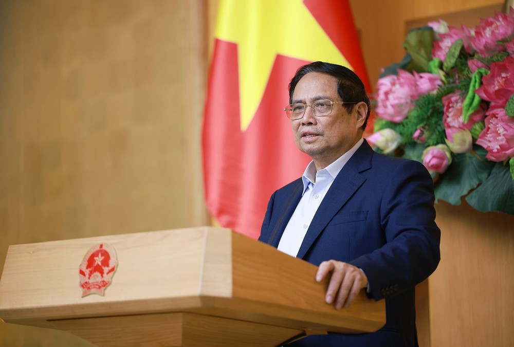Thủ tướng Phạm Minh Chính: Phấn đấu từ ngày 27/7/2025 không còn người có công nào phải ở trong nhà tạm, nhà dột nát - Ảnh 1.