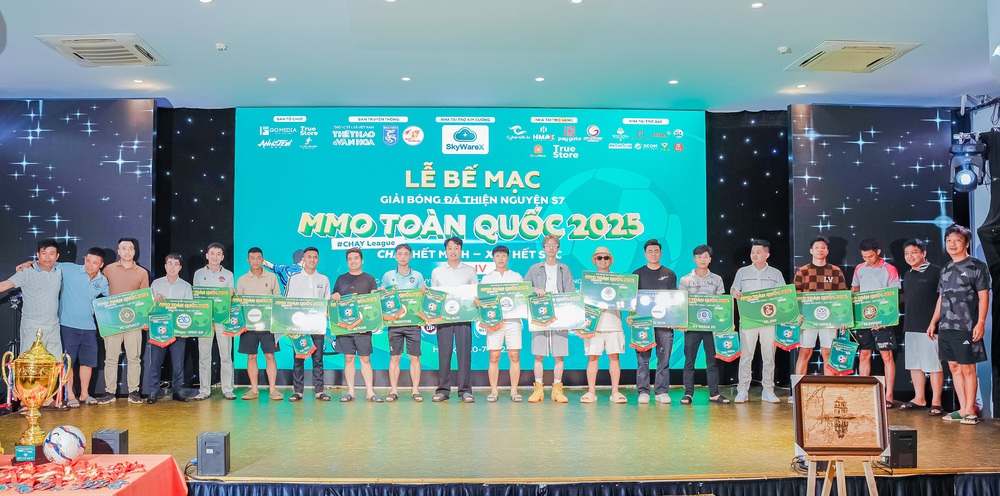 CHẠY LEAGUE 2025: Giải bóng đá thiện nguyện lớn nhất cộng đồng MMO: Gây quỹ hơn 2,4 tỷ đồng vì điều tử tế - Ảnh 1.