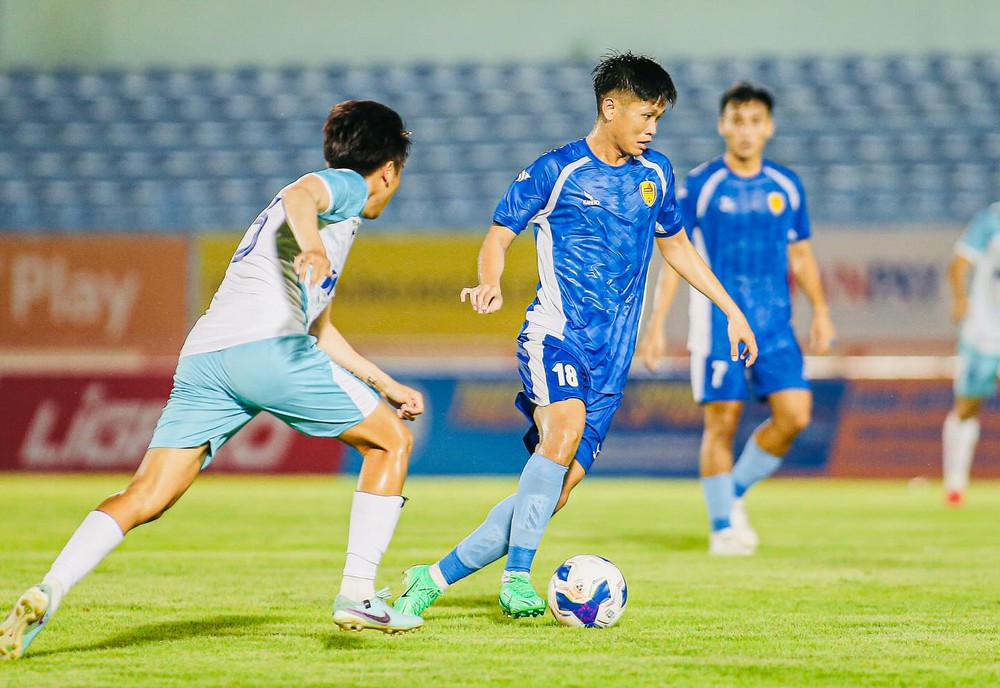 Quảng Nam không gửi đăng ký tham dự V-League 2025/26 - Ảnh 1.