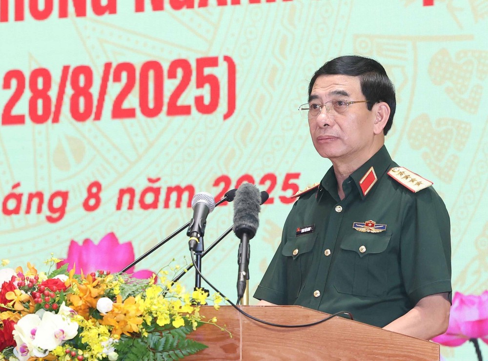 Tổng Bí thư dự gặp mặt kỷ niệm 80 năm Ngày truyền thống Công an nhân dân và ngành Ngoại giao - Ảnh 3.