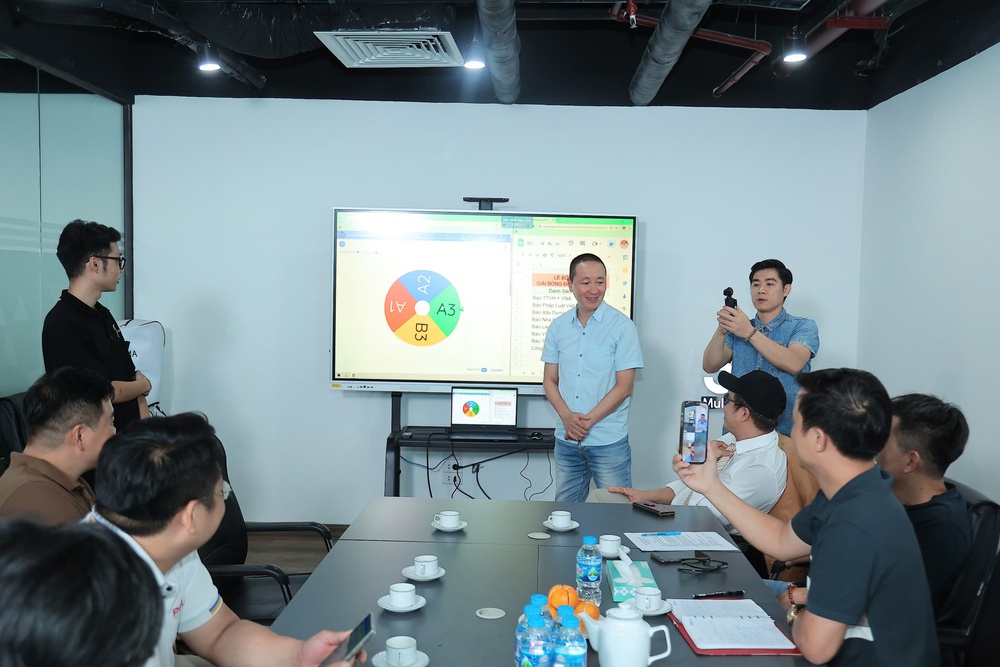 Đội bóng báo Thể thao & Văn hoá dự giải Cúp Độc lập chào mừng 80 năm Quốc khánh 2/9 - Ảnh 1.