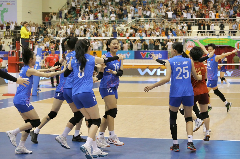 Đánh bại Thái Lan, Việt Nam vô địch SEA V-League 2025: Chiến thắng lịch sử - Ảnh 1.