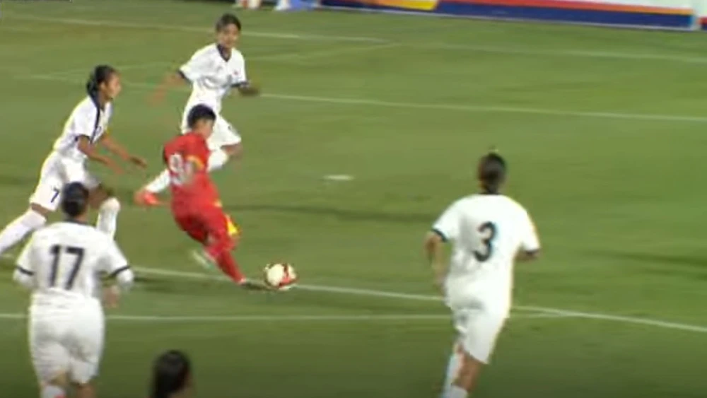 TRỰC TIẾP bóng đá Việt Nam vs Kyrgyzstan: Tìm thêm bàn thắng (2-0, hiệp 2) - Ảnh 3.