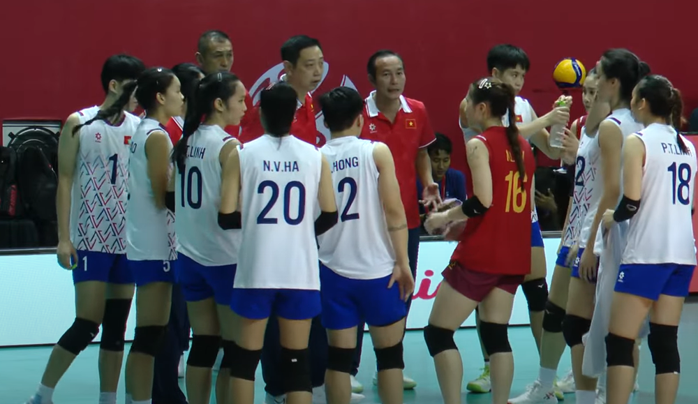 Việt Nam thua trận đầu tiên ở giải bóng chuyền U21 thế giới 2025 - Ảnh 1.