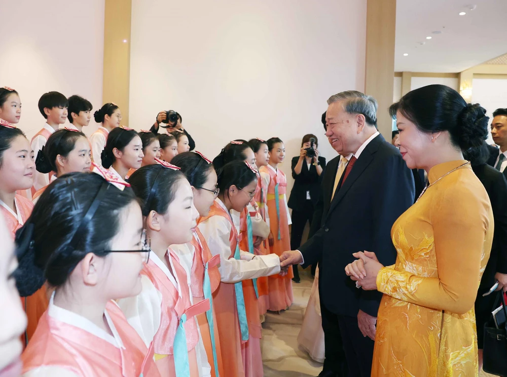 Lễ đón Tổng Bí thư Tô Lâm và Phu nhân thăm cấp Nhà nước Đại Hàn Dân quốc - Ảnh 8.