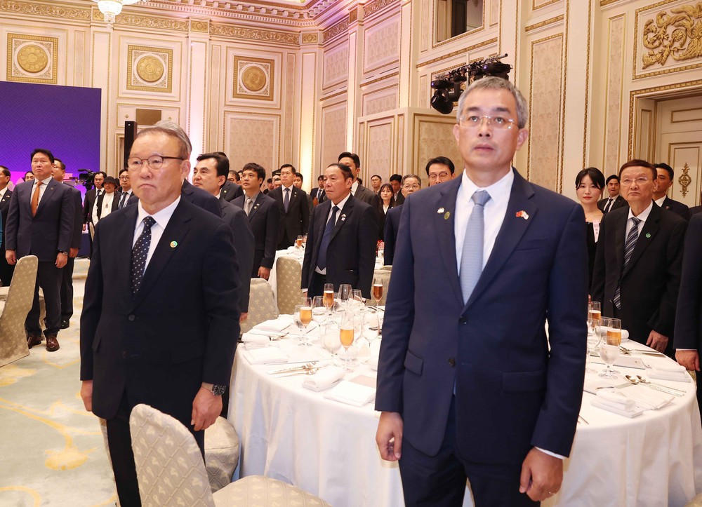 Tổng Bí thư Tô Lâm dự chiêu đãi cấp Nhà nước do Tổng thống Hàn Quốc Lee Jae Myung chủ trì - Ảnh 4.