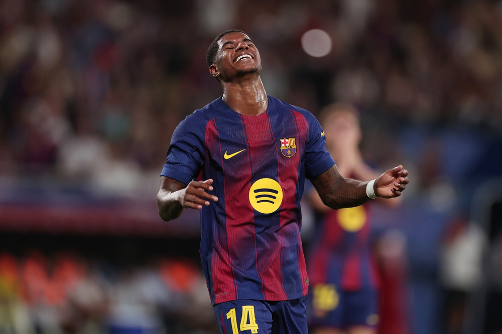 Từ Aguero đến Rashford: Barcelona đến mệt vì “chạy” đăng ký! - Ảnh 1.