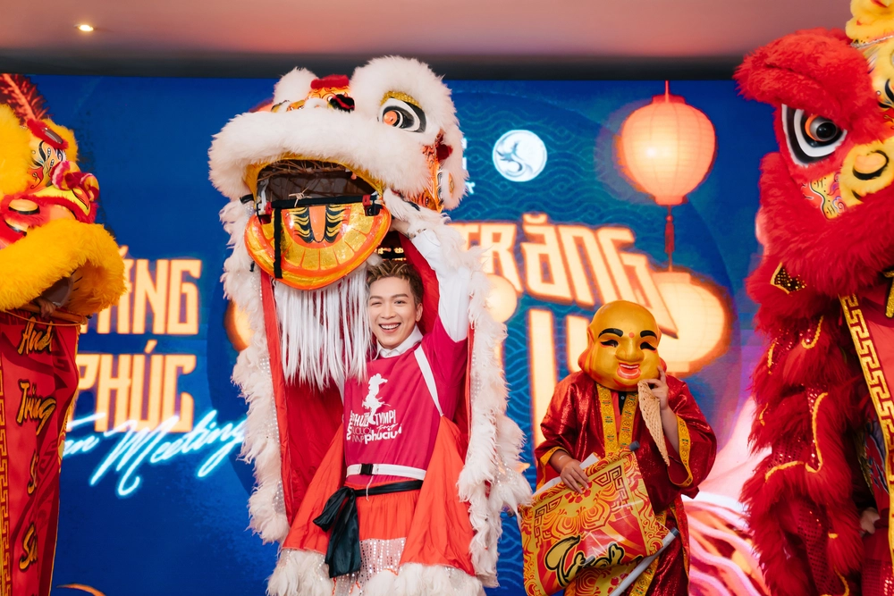 Tăng Phúc &quot;đãi tiệc&quot; Trung thu sớm cho người hâm mộ tại fan meeting - Ảnh 3.