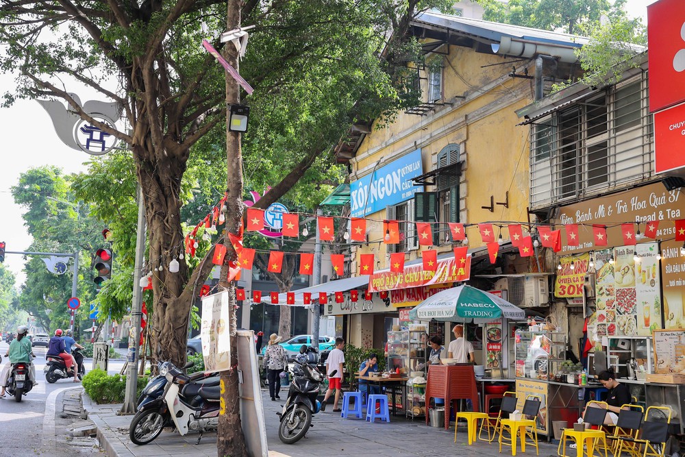 Hà Nội - 80 năm rạng ngời từ mùa Thu lịch sử - Ảnh 1.