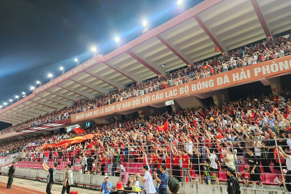 TRỰC TIẾP bóng đá Việt Nam 1-0 Thái Lan: Thu Thảo mở  tỷ số - Ảnh 3.
