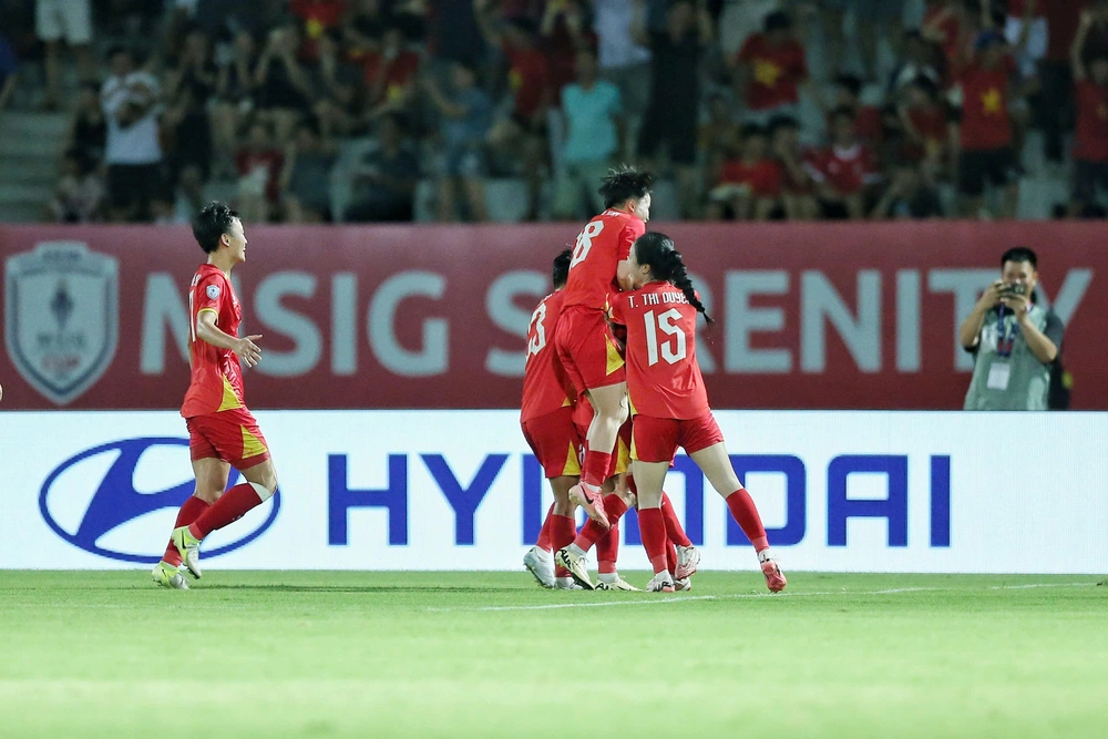 TRỰC TIẾP bóng đá Việt Nam 1-0 Thái Lan: Thu Thảo mở  tỷ số - Ảnh 3.