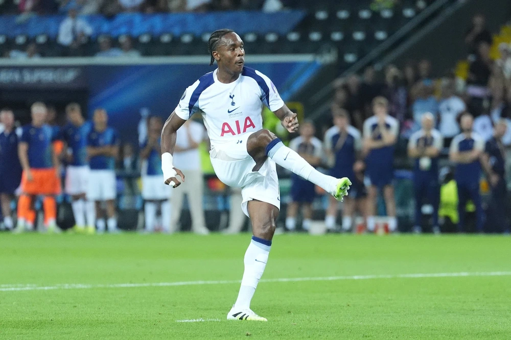 Psg Ngược Dòng Ngoạn Mục Để Giành Siêu Cúp Châu Âu 2025 - Ảnh 2. Psg Ngược Dòng Ngoạn Mục Để Giành Siêu Cúp Châu Âu 2025 - Ảnh 2.