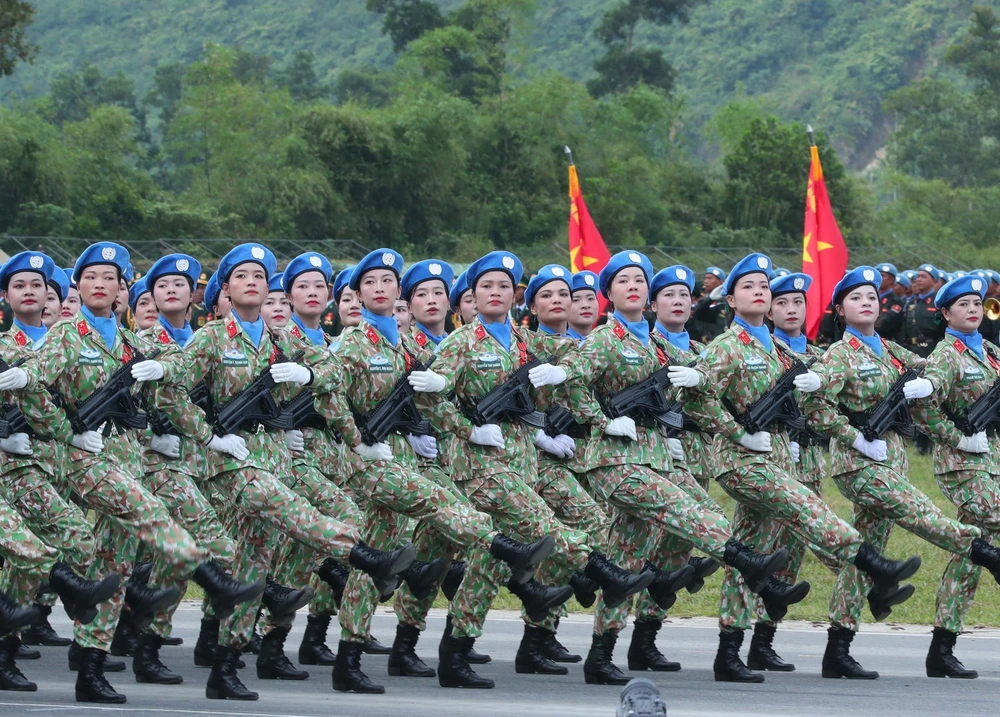 Trưởng ban Tuyên giáo và Dân vận Trung ương: Lan tỏa mạnh mẽ hơn nữa làn sóng yêu nước và niềm tự hào dân tộc - Ảnh 7.