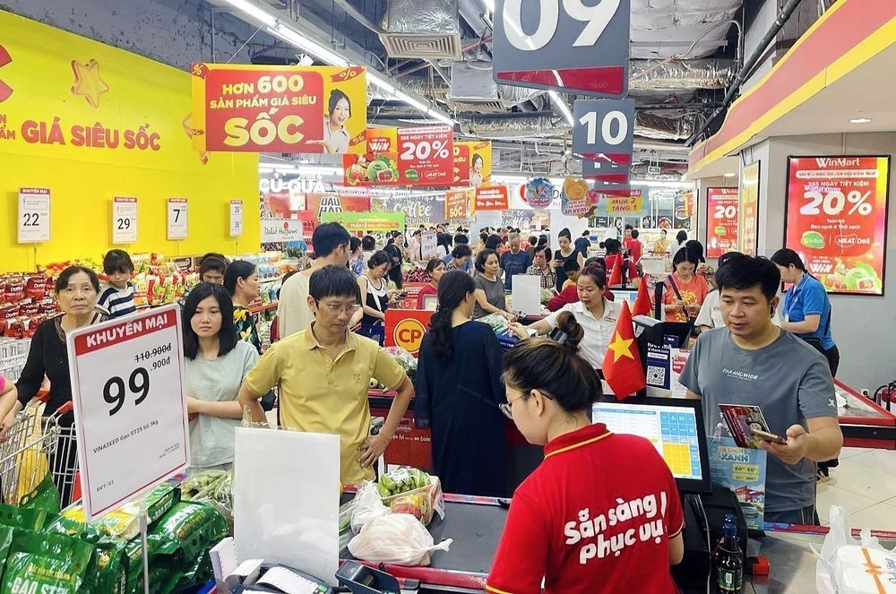 Thủ tướng chỉ đạo đẩy mạnh một số nhiệm vụ, giải pháp nhằm thực hiện mục tiêu tăng trưởng kinh tế năm 2025 - Ảnh 6.