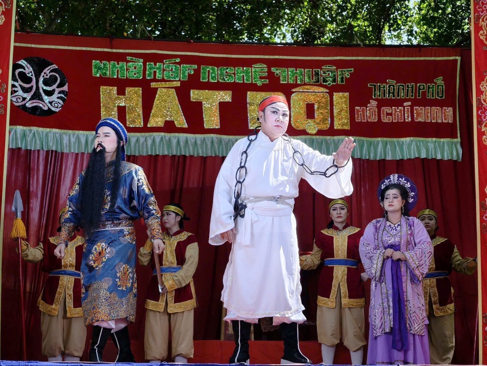 Đưa hát bội đến gần hơn với công chúng TP. Hồ Chí Minh - Ảnh 2.