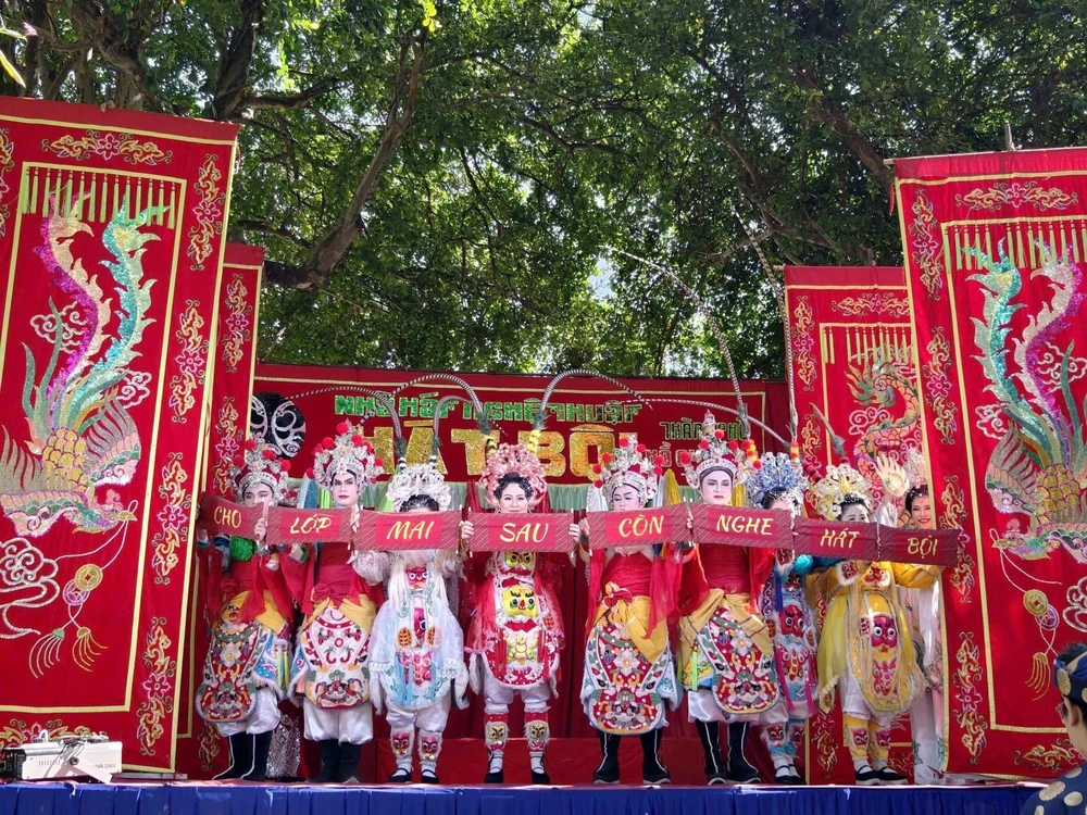 Đưa hát bội đến gần hơn với công chúng TP. Hồ Chí Minh - Ảnh 1.