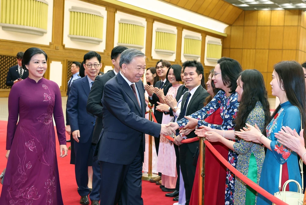 Tổng Bí thư thăm thành phố Busan, Hàn Quốc - Ảnh 5.