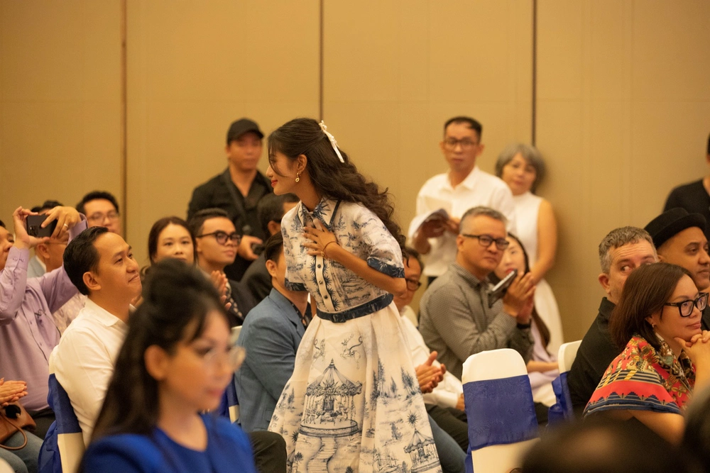 Hoa hậu Nguyễn Thanh Hà tham gia diễn đàn AI trong quảng cáo sáng tạo - Ảnh 2.