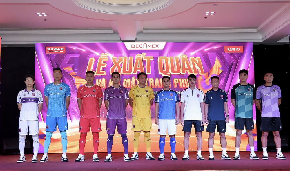HLV Nguyễn Anh Đức quyết tâm đưa Becamex TP.HCM lọt Top 3 V-League 2025/26 - Ảnh 1.