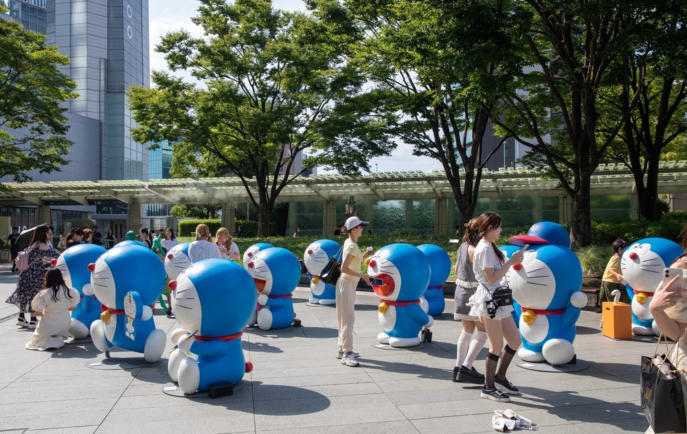 Đội quân Doraemon dễ thương &quot;đổ bộ&quot; Roppongi Hill sầm uất của Tokyo - Ảnh 6.