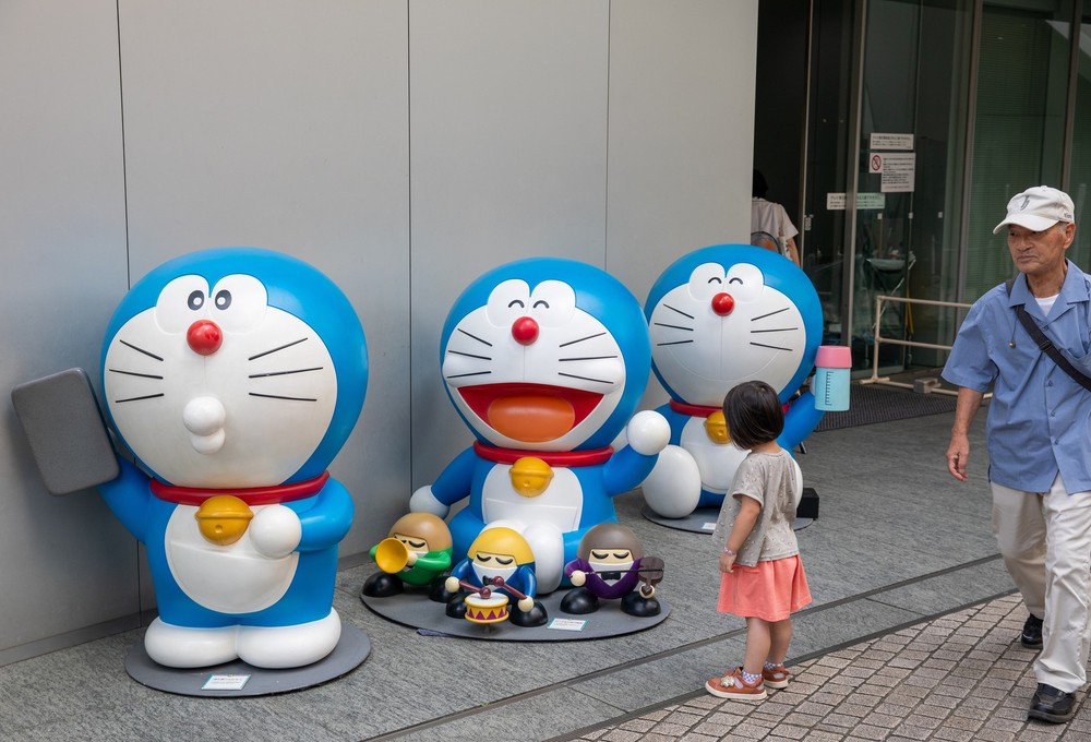 Đội quân Doraemon dễ thương &quot;đổ bộ&quot; Roppongi Hill sầm uất của Tokyo - Ảnh 8.