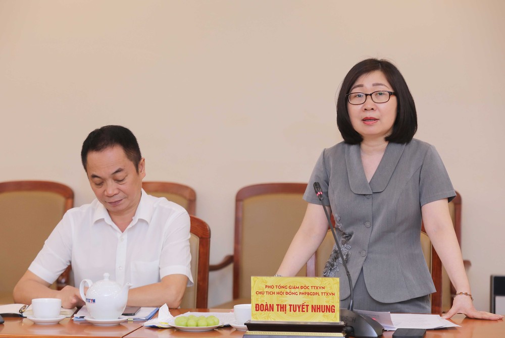 Công tác phổ biến, giáo dục pháp luật luôn được Thông tấn xã Việt Nam xác định là nhiệm vụ chính trị quan trọng - Ảnh 2.