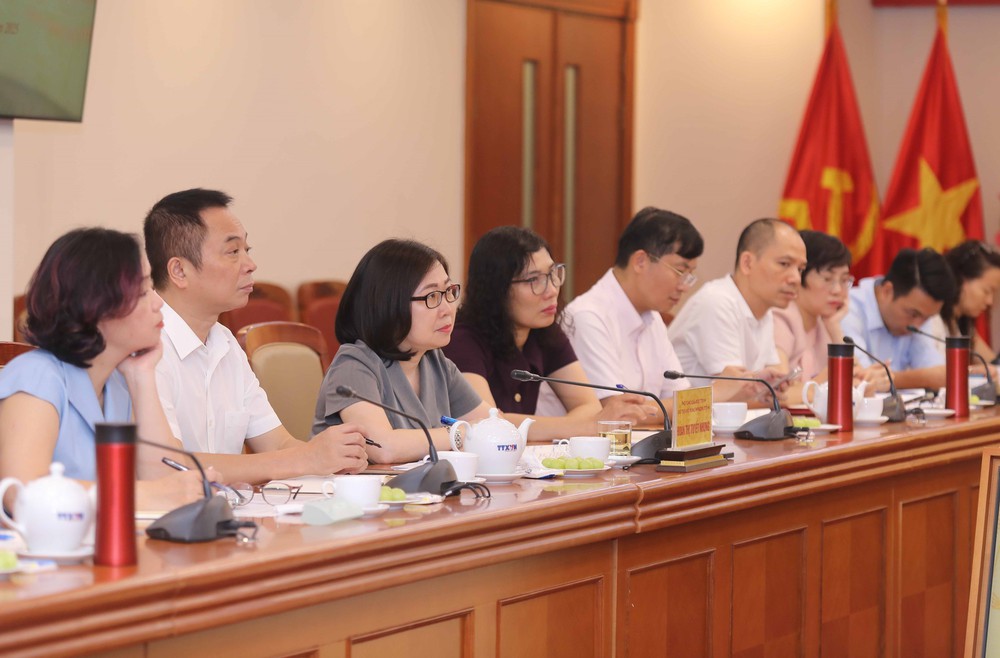 Công tác phổ biến, giáo dục pháp luật luôn được Thông tấn xã Việt Nam xác định là nhiệm vụ chính trị quan trọng - Ảnh 5.
