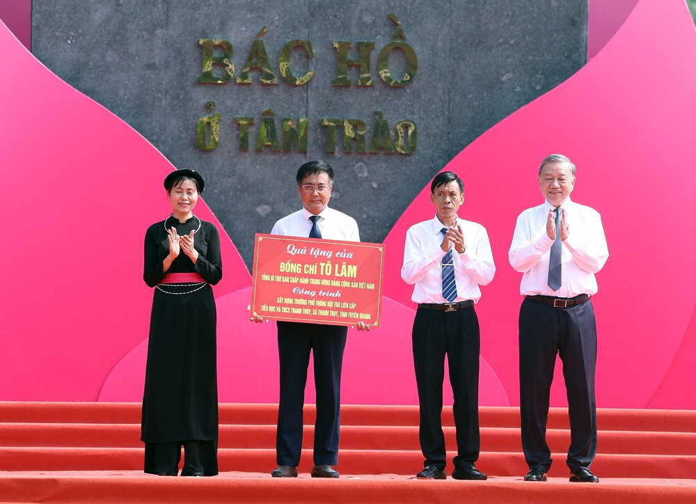 Tổng Bí thư Tô Lâm dự Ngày hội toàn dân bảo vệ an ninh Tổ quốc tại Tuyên Quang - Ảnh 3.