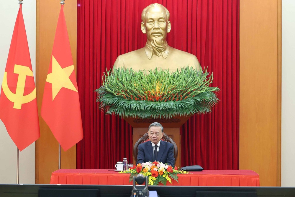 Tổng Bí thư Tô Lâm điện đàm với Chủ tịch Đảng Nhân dân Campuchia Hun Sen - Ảnh 1.