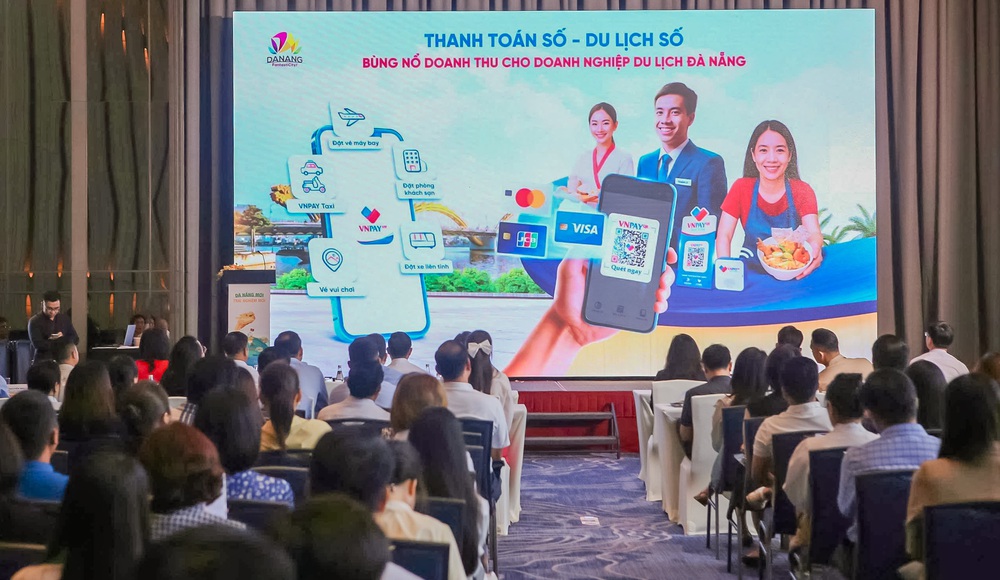 Đà Nẵng bùng nổ mùa lễ hội: Hơn 300 ưu đãi và trải nghiệm mới chờ du khách cuối 2025 - Ảnh 2.