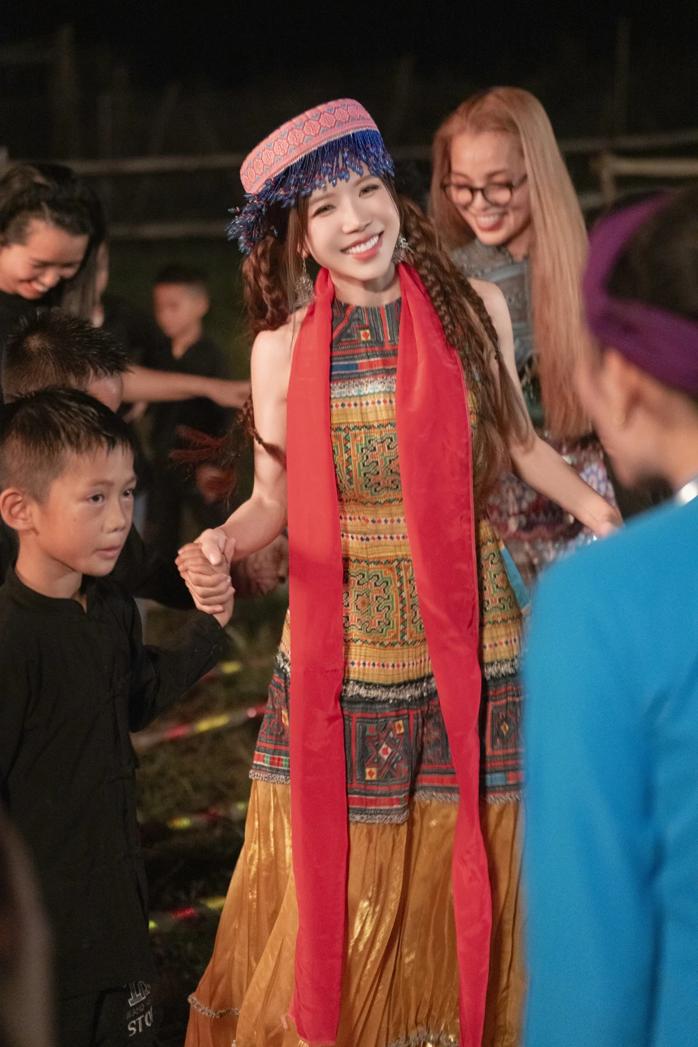 Trang Pháp ra mắt ca khúc đầy ý nghĩa “Mãi là người Việt Nam&quot; - Ảnh 2.