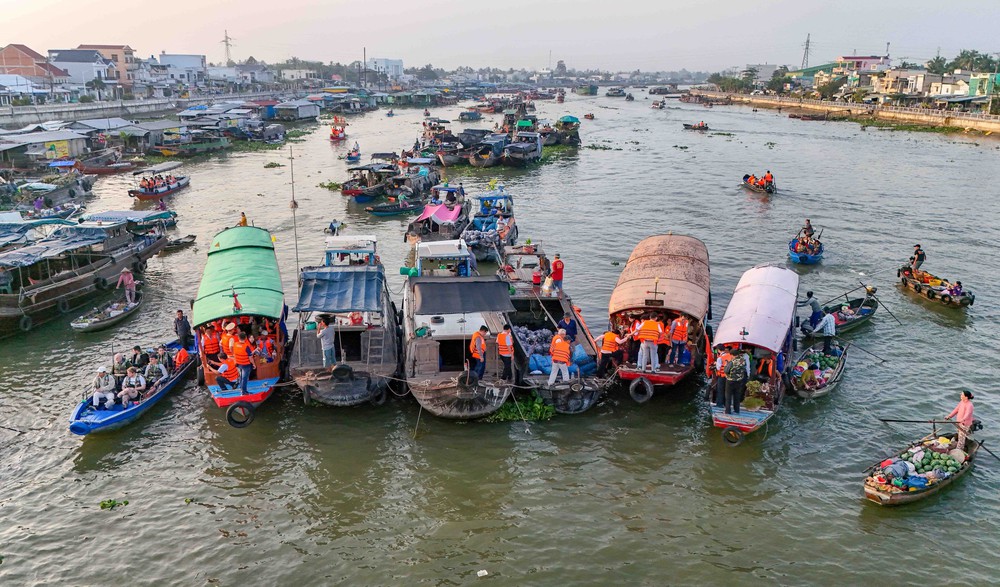Khai thác tiềm năng phát triển du lịch sinh thái, du lịch cộng đồng - Ảnh 2.