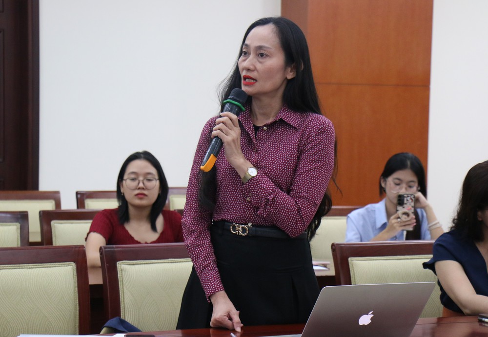 Văn nghệ sĩ góp ý dự thảo Báo cáo chính trị Đại hội Đảng bộ Thành phố Hồ Chí Minh - Ảnh 3.